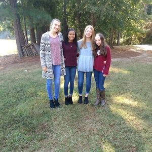 Meet your Posher, April